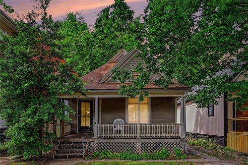 3220 E 11th St, Kansas City, MO, 64127-1410 | Card Image