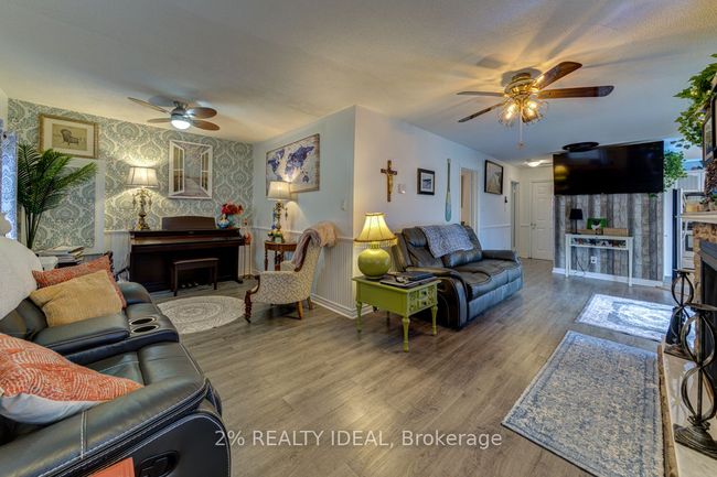 141 River Rd E, House other with 2 bedrooms, 2 bathrooms and 7 parking in Wasaga Beach ON | Image 8