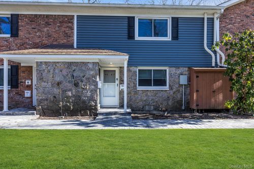 67-40 4 Street W, Brookhaven, NY, 11772 | Card Image