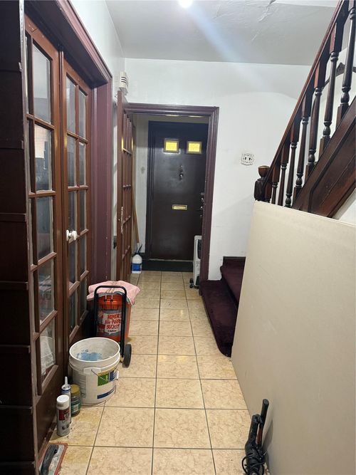 2449 92nd St, East Elmhurst, NY, 11369-1120 | Card Image