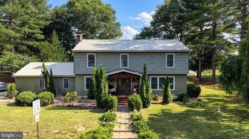 100 Brookfield Dr, DOVER, DE, 19901-6402 | Card Image