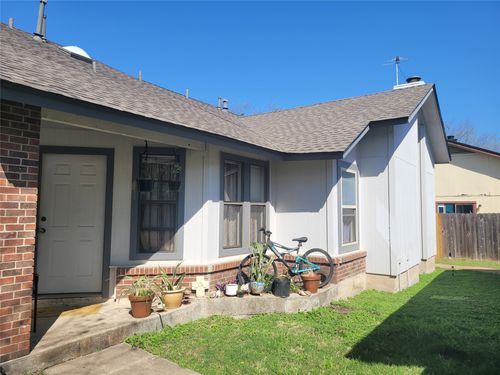 1804 Rawhide Dr, Round Rock, TX, 78681-6952 | Card Image