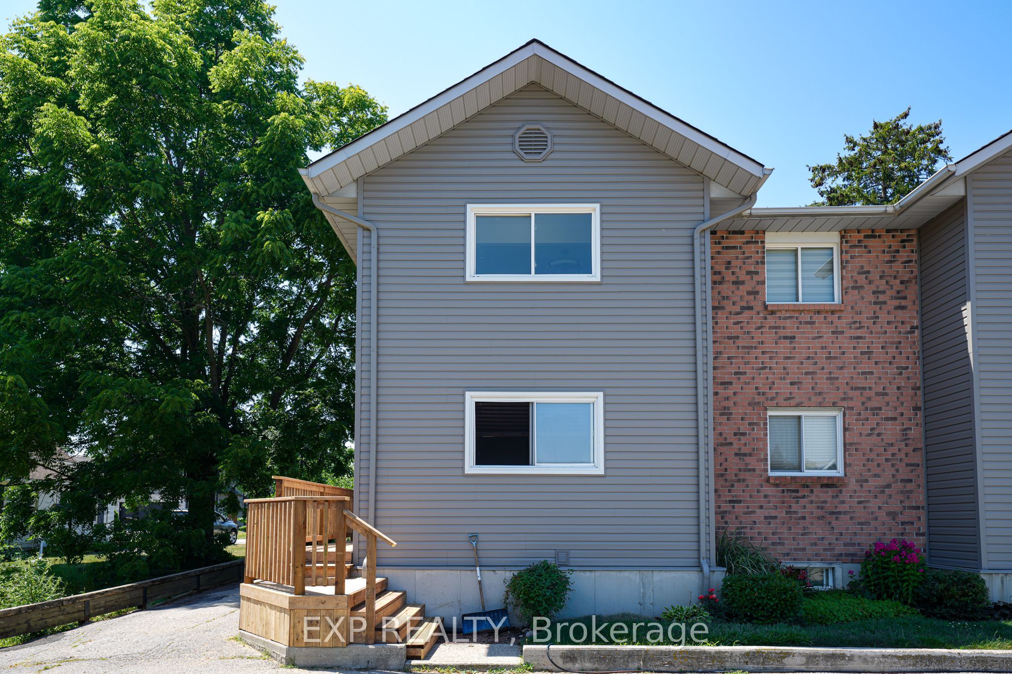 Residential in Lambton Shores 5