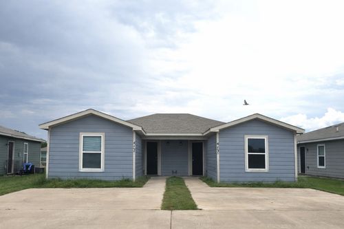 413 County Line Rd, Mabank, TX, 75147-8636 | Card Image
