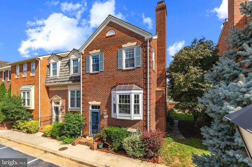 2722 Franklin Ct, ALEXANDRIA, VA, 22302-3019 | Card Image