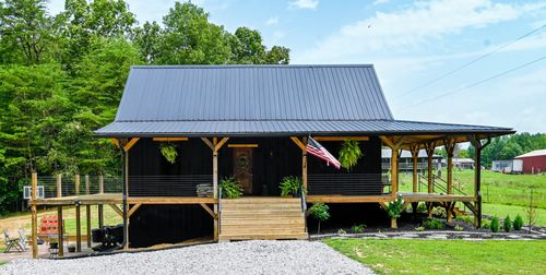 283 Markum Ln, Spencer, TN, 38585-4211 | Card Image