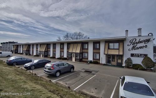 4-100 Parkway Blvd, Kingston, PA, 18704-5740 | Card Image
