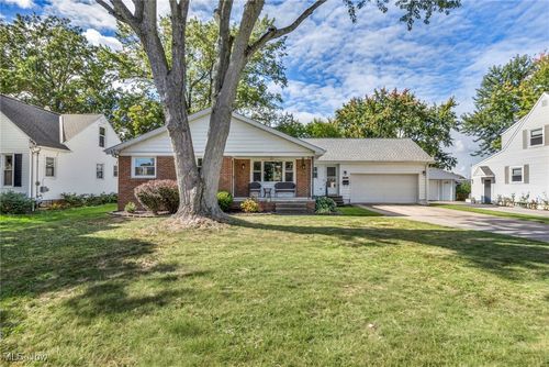 4138 Buckeye Ave, Willoughby, OH, 44094-6030 | Card Image