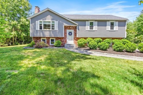 3 Thomas Dr, Franklin, MA, 02038-2766 | Card Image