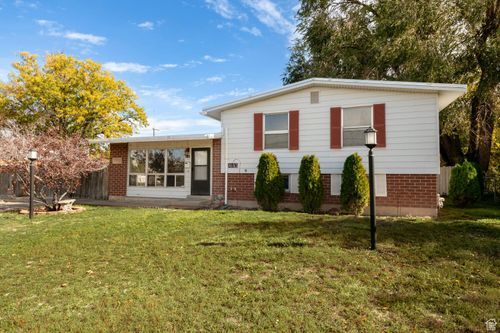 4143 S 2200 W, Taylorsville, UT, 84129-5323 | Card Image