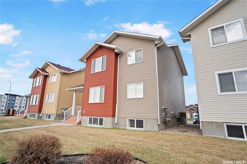 6-5004 James Hill Rd, Regina, SK, S4W0E8 | Card Image