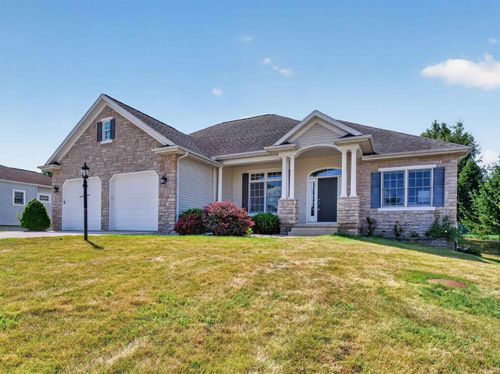 2051 Barberry Dr, Warsaw, IN, 46582-5655 | Card Image