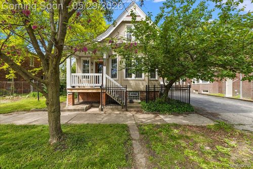 1481 Baldwin St, Detroit, MI, 48214-2432 | Card Image