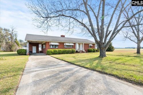 2013 Maple Dr, Hartsville, SC, 29550-7405 | Card Image