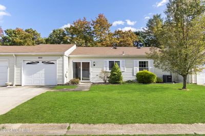 Garage side view | Image 3