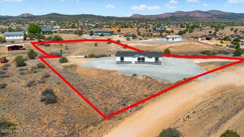 576 N Sioux Dr, Chino Valley, AZ, 86323 | Card Image