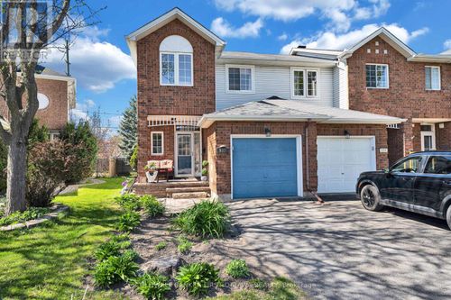 937 Markwick Crescent, Ottawa, ON, K4A4J1 | Card Image