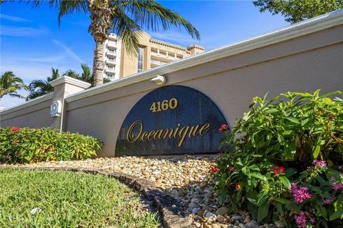 704a-4160 N Hwy A1a, Fort Pierce, FL, 34949 | Card Image