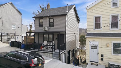 58 Vineyard Ave, Yonkers, NY, 10703-3310 | Card Image