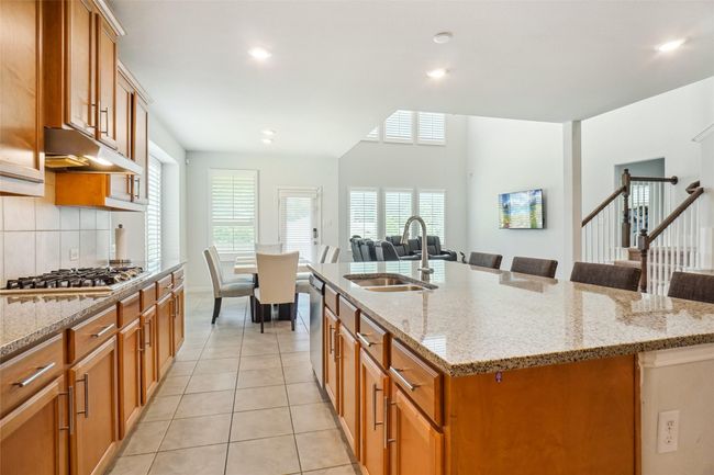 2612 Dancing Flame Dr, House other with 4 bedrooms, 4 bathrooms and null parking in Denton TX | Image 6