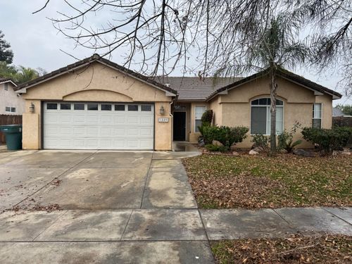 1440 Cottage Grove Avenue, Tulare, CA, 93274 | Card Image