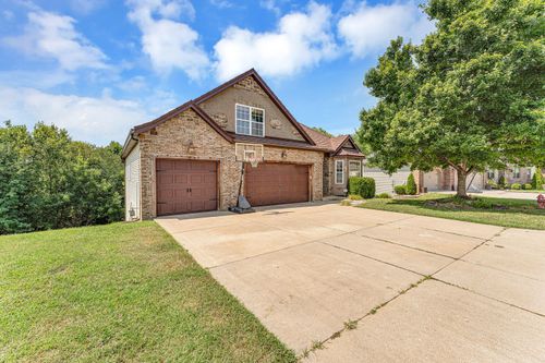 792 Rippling Creek Rd, Nixa, MO, 65714-6716 | Card Image