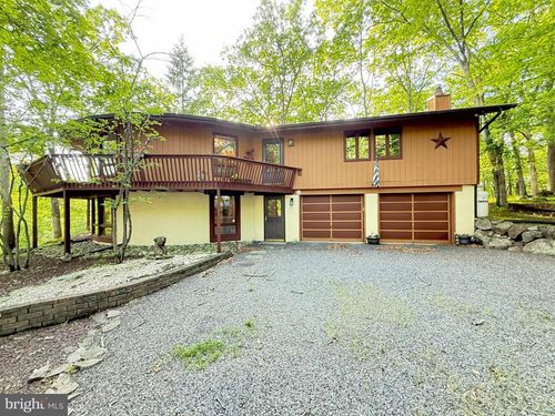 6194 Decker Rd, Bushkill, PA, 18324-7940 | Card Image