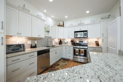 a3-131 Fruit Hill Ave, Providence, RI, 02911-2851 | Card Image