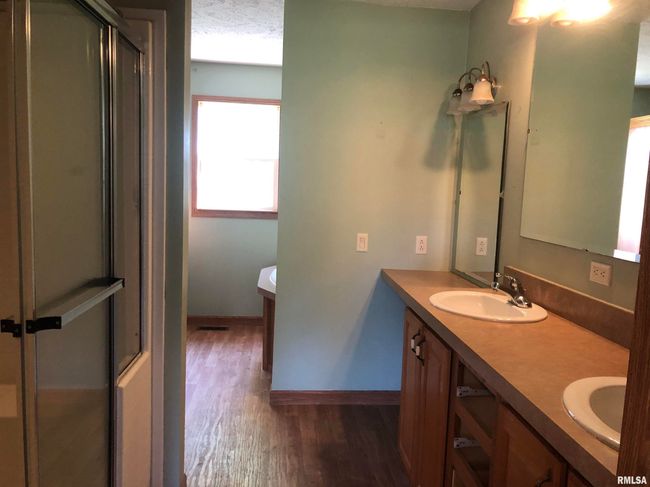 400 W Boundary Rd, House other with 3 bedrooms, 2 bathrooms and null parking in Creal Springs IL | Image 29
