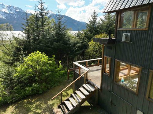 raven-road-68 River Road, Haines, AK, 99827 | Card Image