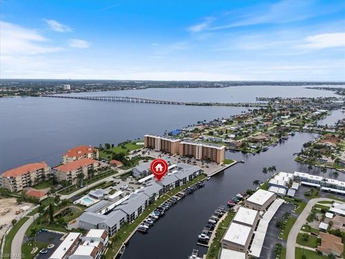 apt-210-4240 Se 20th Pl, CAPE CORAL, FL, 33904-2402 | Card Image