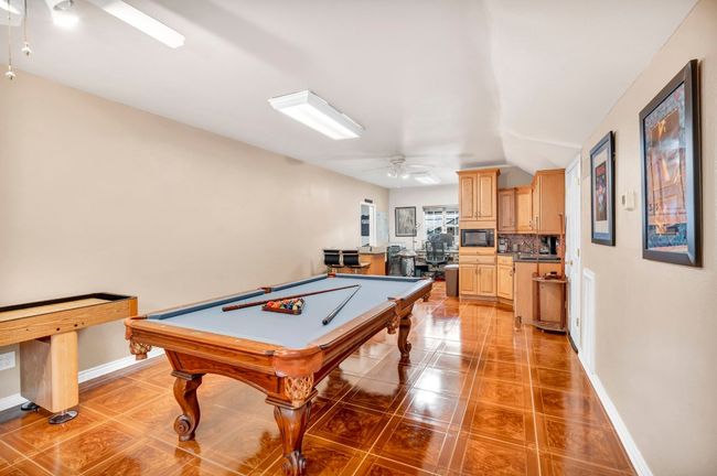 124 Bridgepoint Dr, House other with 4 bedrooms, 4 bathrooms and 2 parking in Kingsland TX | Image 20