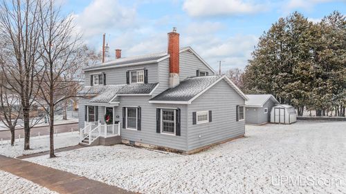 632 Wilson Avenue, Kingsford, MI, 49802 | Card Image