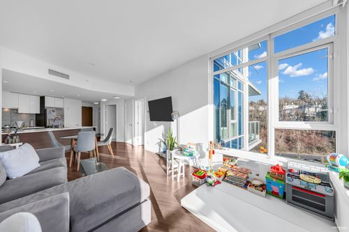 716-3557 Sawmill Cres, Vancouver, BC, V5S0E2 | Card Image