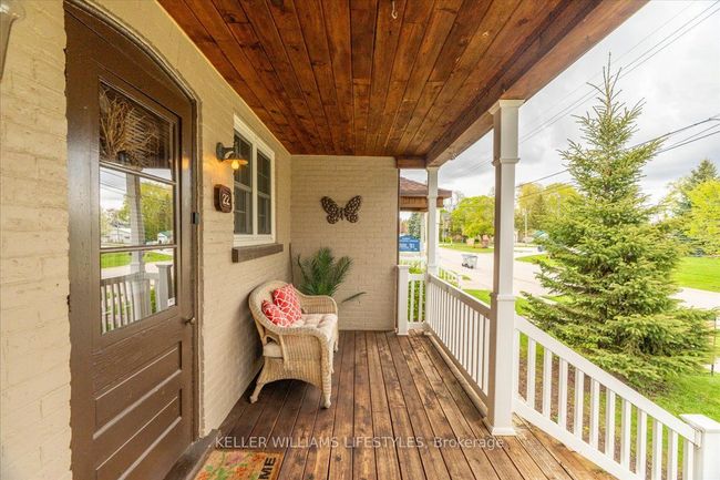 22 Prince St, House other with 2 bedrooms, 1 bathrooms and 6 parking in Forest ON | Image 6