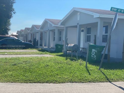 601 Amaryllis Ave, PAHOKEE, FL, 33476-2309 | Card Image