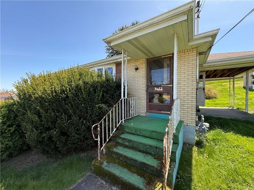214 Barbara Dr, Kennedy Twp, PA, 15136 | Card Image