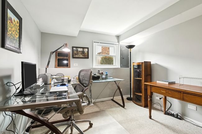 Currently being used as a home office - daylight w | Image 32