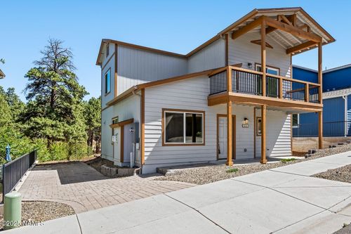 5026 E Retreat Cir, Flagstaff, AZ, 86004-1687 | Card Image
