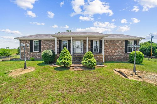 1826 Newcut Rd, Columbia, TN, 38401-7841 | Card Image