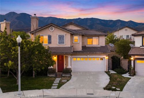 5200 Archery Ct, Fontana, CA, 92336-0405 | Card Image