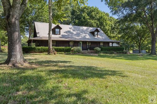 2105 County Road 2111, Hooks, TX, 75561-7110 | Card Image