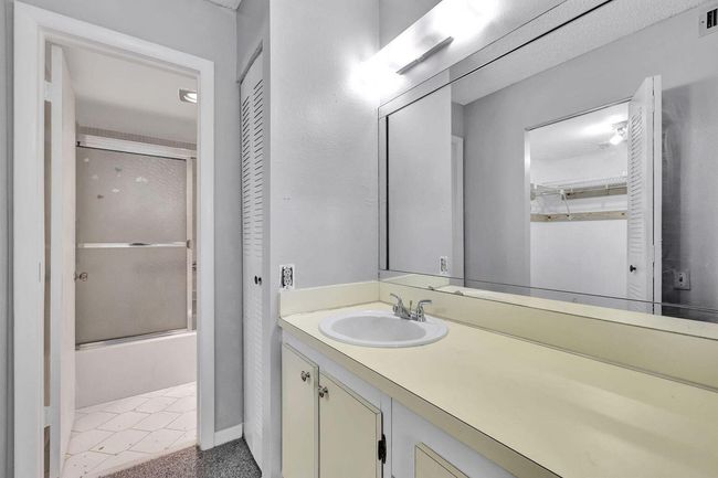 APT-302 - 9300 Lime Bay Blvd, Condo with 1 bedrooms, 2 bathrooms and null parking in Tamarac FL | Image 11