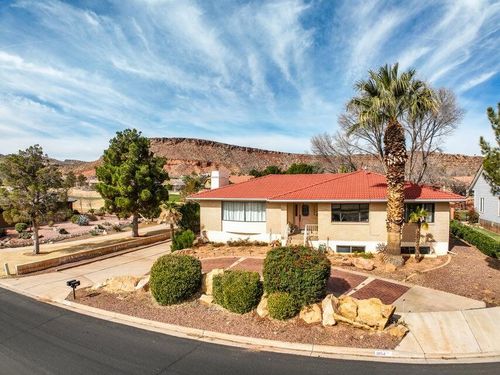 1054 Wesley Powell Dr, St. George, UT, 84790-7843 | Card Image
