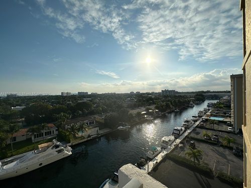apt-1004-2000 Ne 135th St, North Miami, FL, 33181-2164 | Card Image