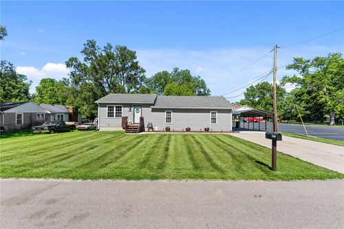 9557 Roberts Dr, Franklin, OH, 45005-1027 | Card Image