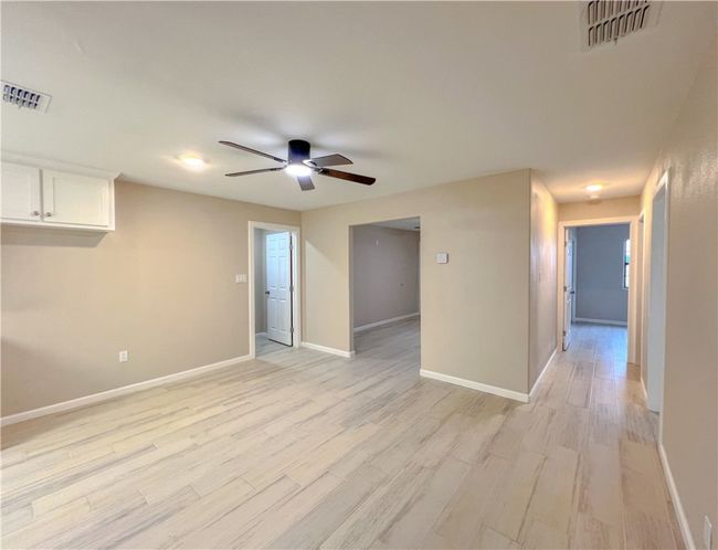201 Monterrey St, House other with 4 bedrooms, 2 bathrooms and null parking in Alice TX | Image 5