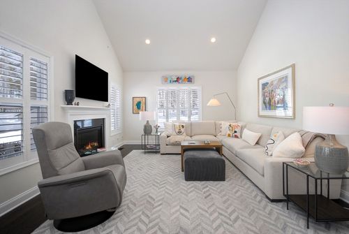 39-39 Ridgewood Dr, Stow, MA, 01775-1264 | Card Image