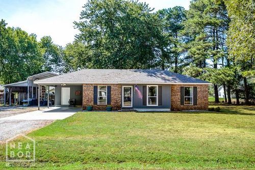 501 Brandon Dr, Jonesboro, AR, 72401-8406 | Card Image