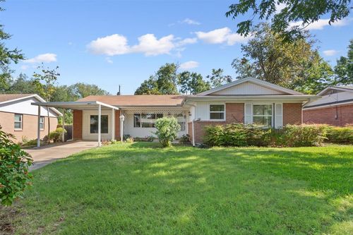 1319 Royal Oaks Dr, Waco, TX, 76710-4161 | Card Image